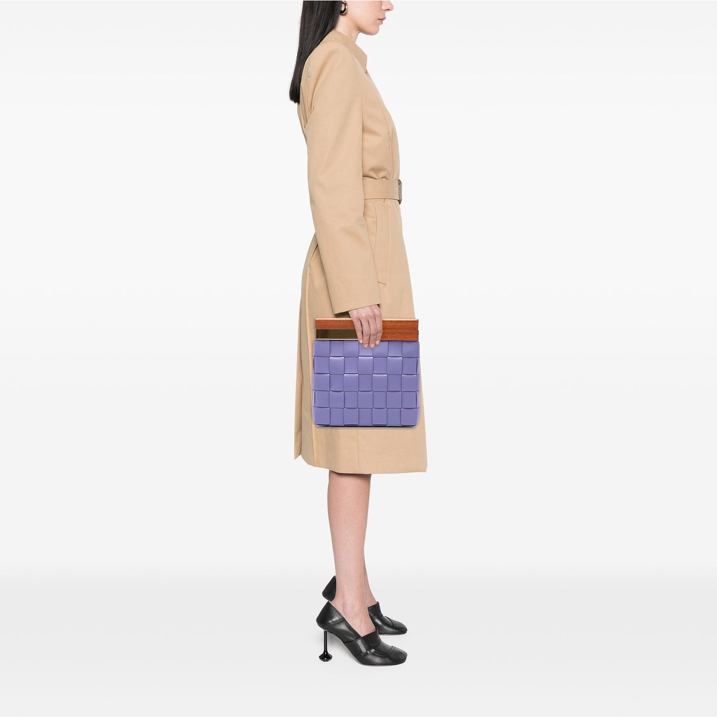 Bottega Veneta Lambskin Maxi Intrecciato The Snap Clutch