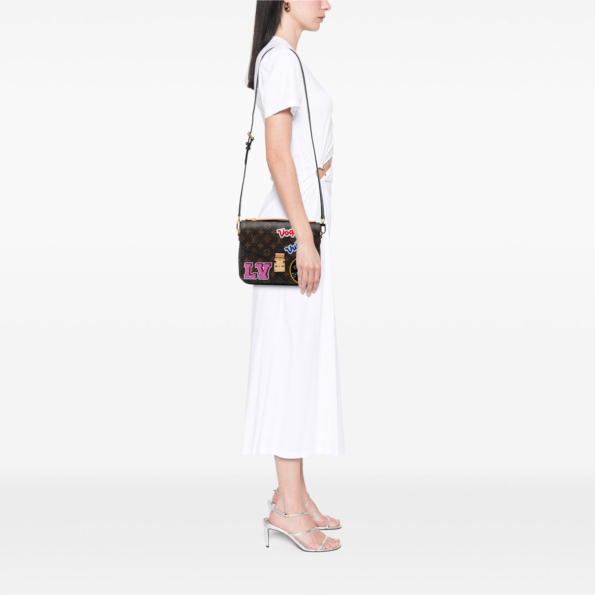 Louis Vuitton Monogram Patches Pochette Metis