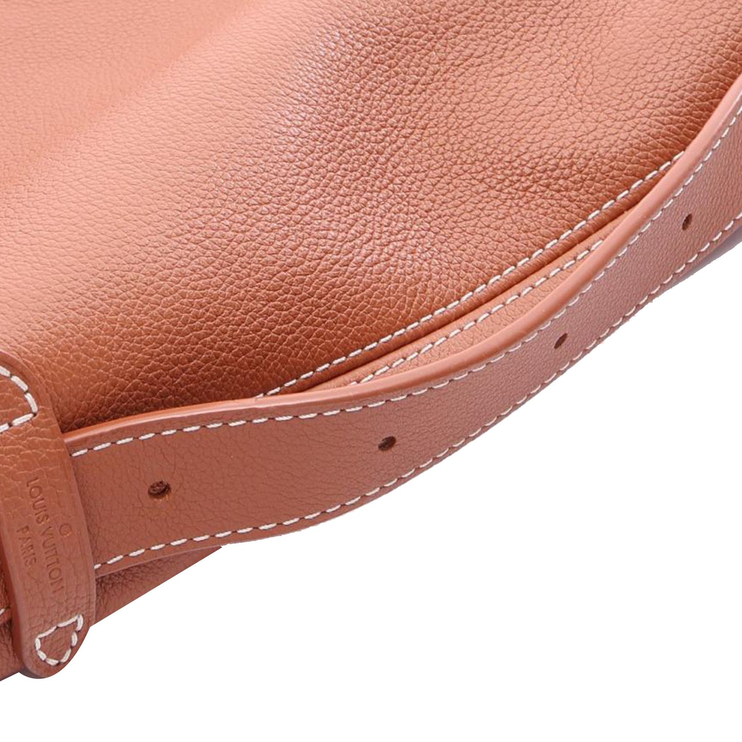 Louis Vuitton Grained Calfskin Low Key Hobo MM
