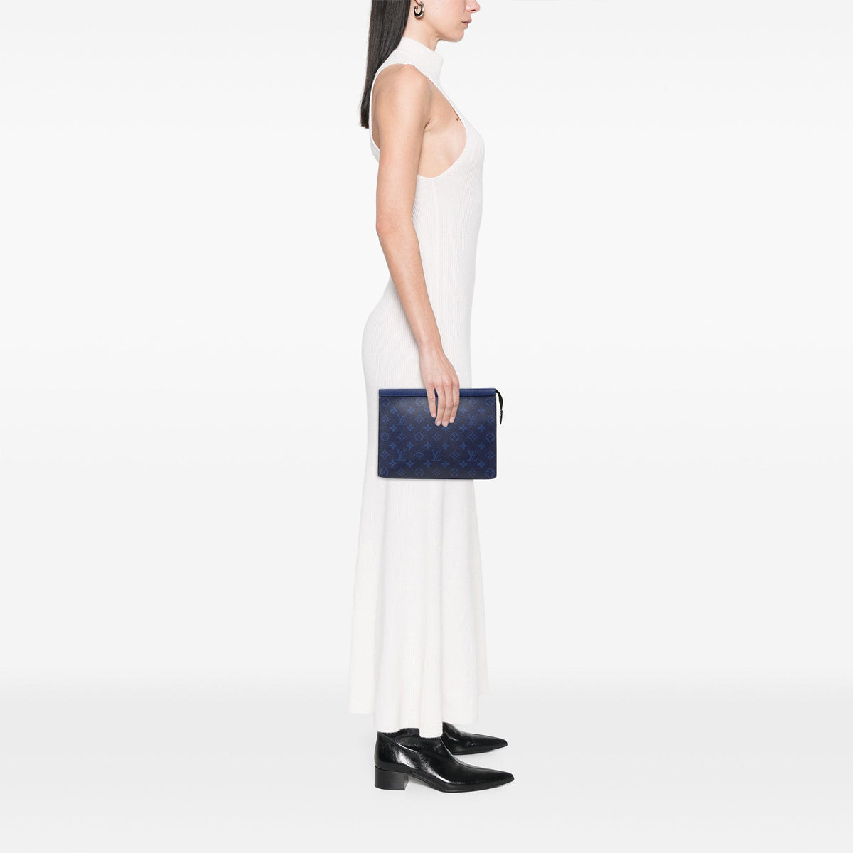 Louis Vuitton Monogram Taigarama Pochette Voyage MM — Blue