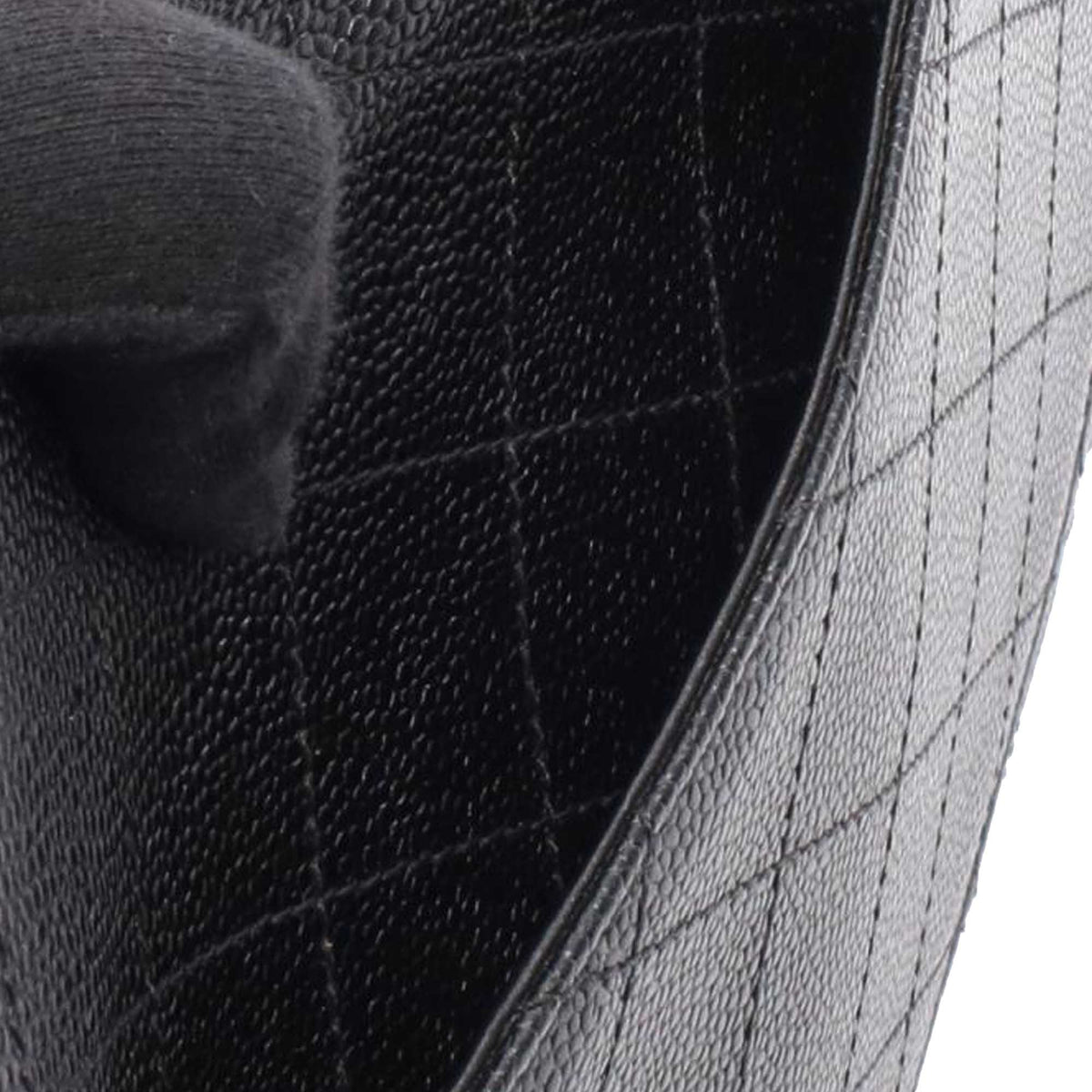 Chanel CC Quilted Caviar Single Flap