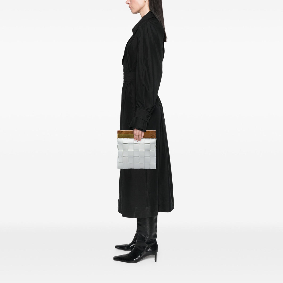 Bottega Veneta Lambskin Maxi Intrecciato The Snap Clutch — White