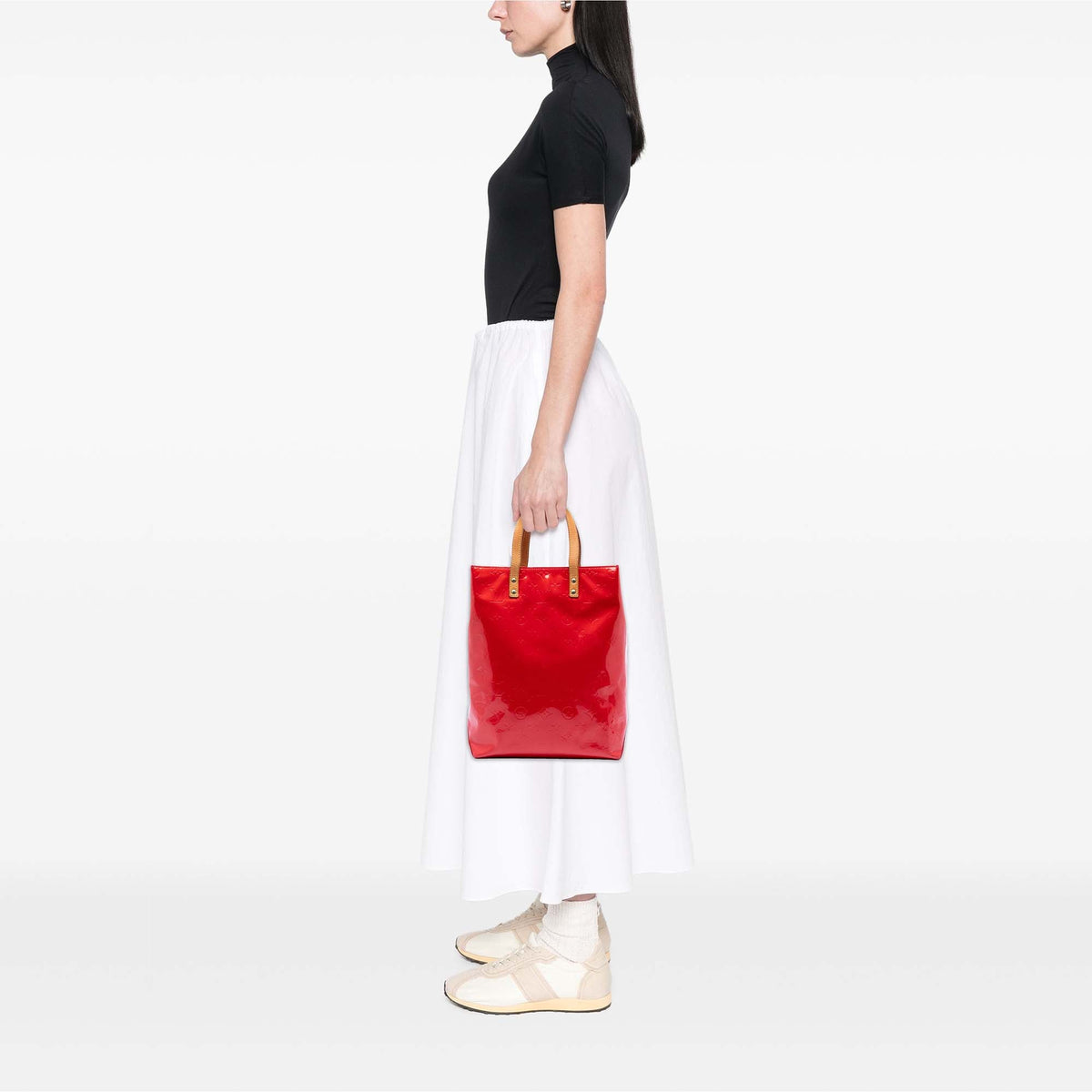 Louis Vuitton Monogram Vernis Reade MM