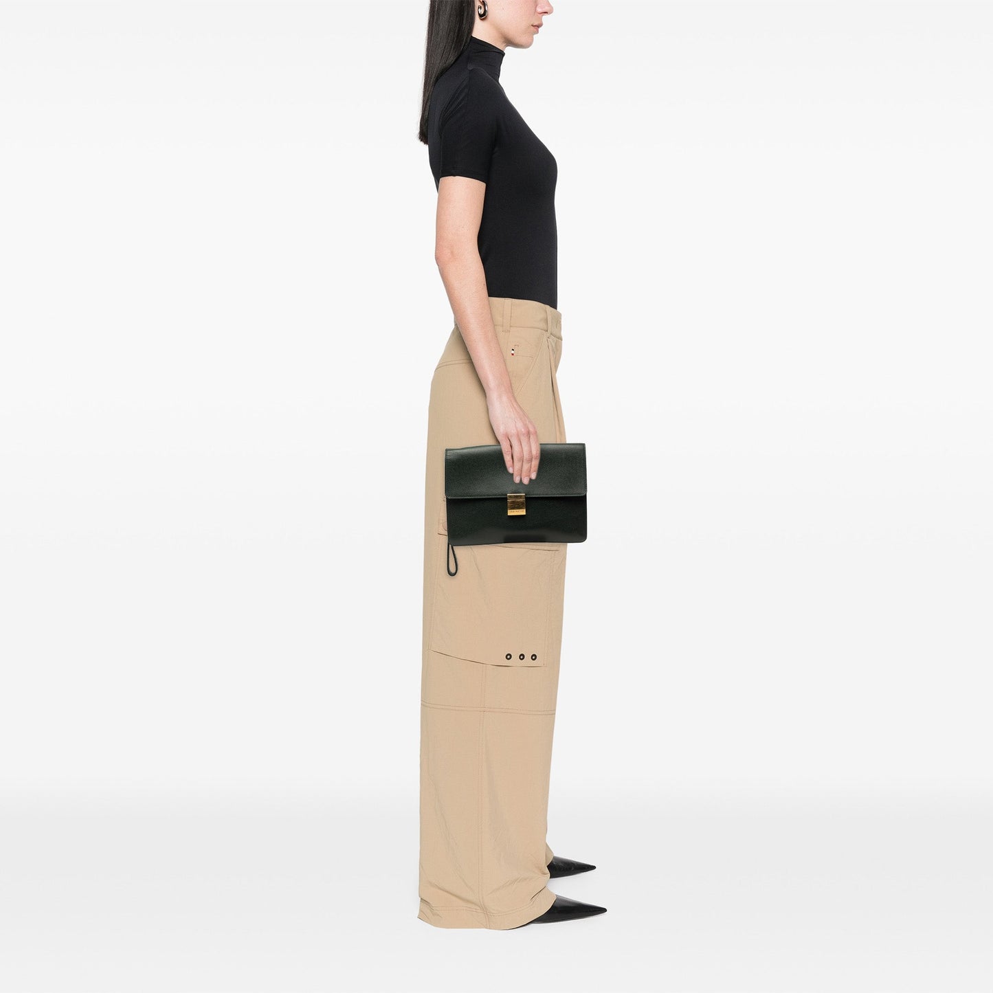Louis Vuitton Taiga Selenga
