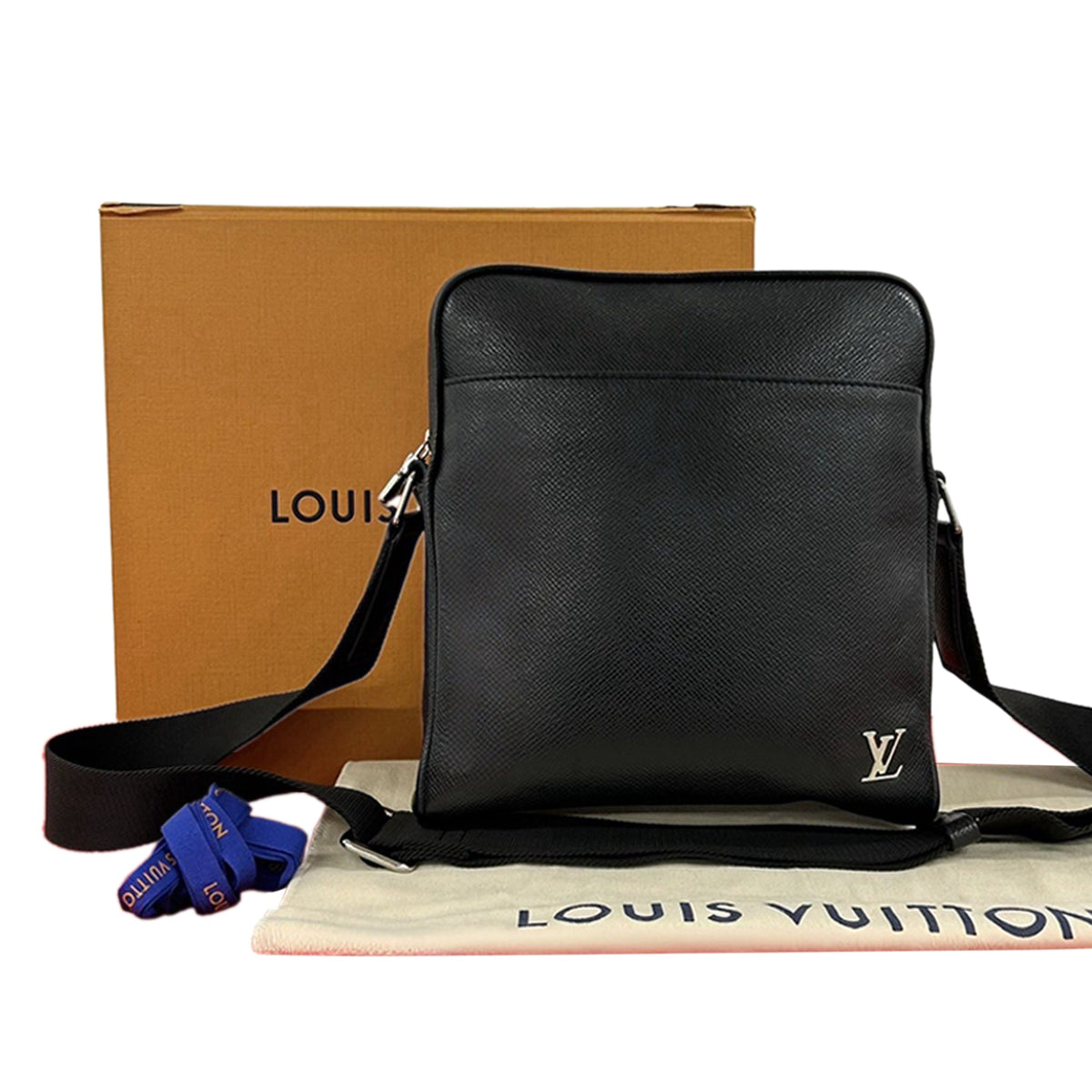 Louis Vuitton Taiga Alex Messenger BB