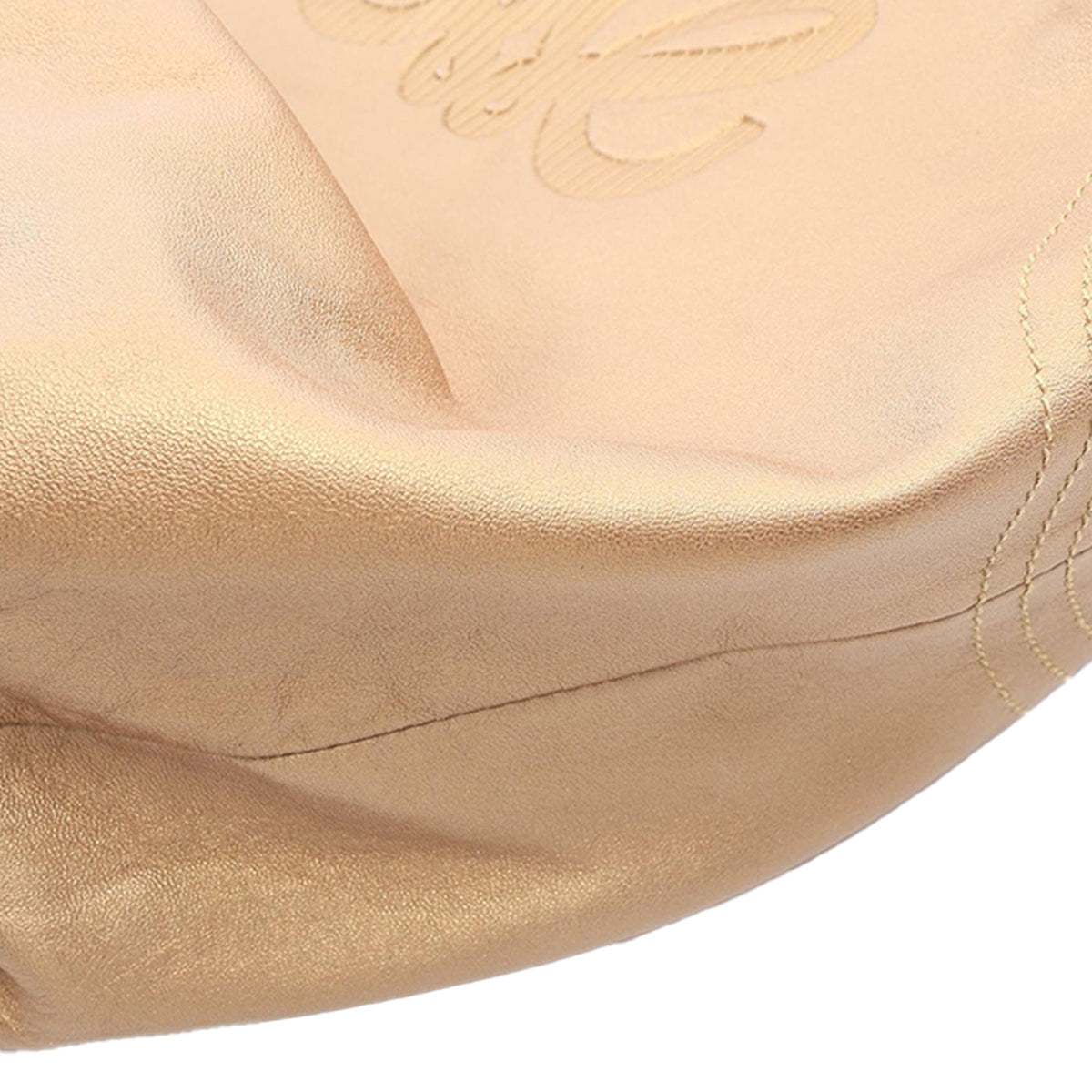 LOEWE Metallic Nappa Aire — Gold