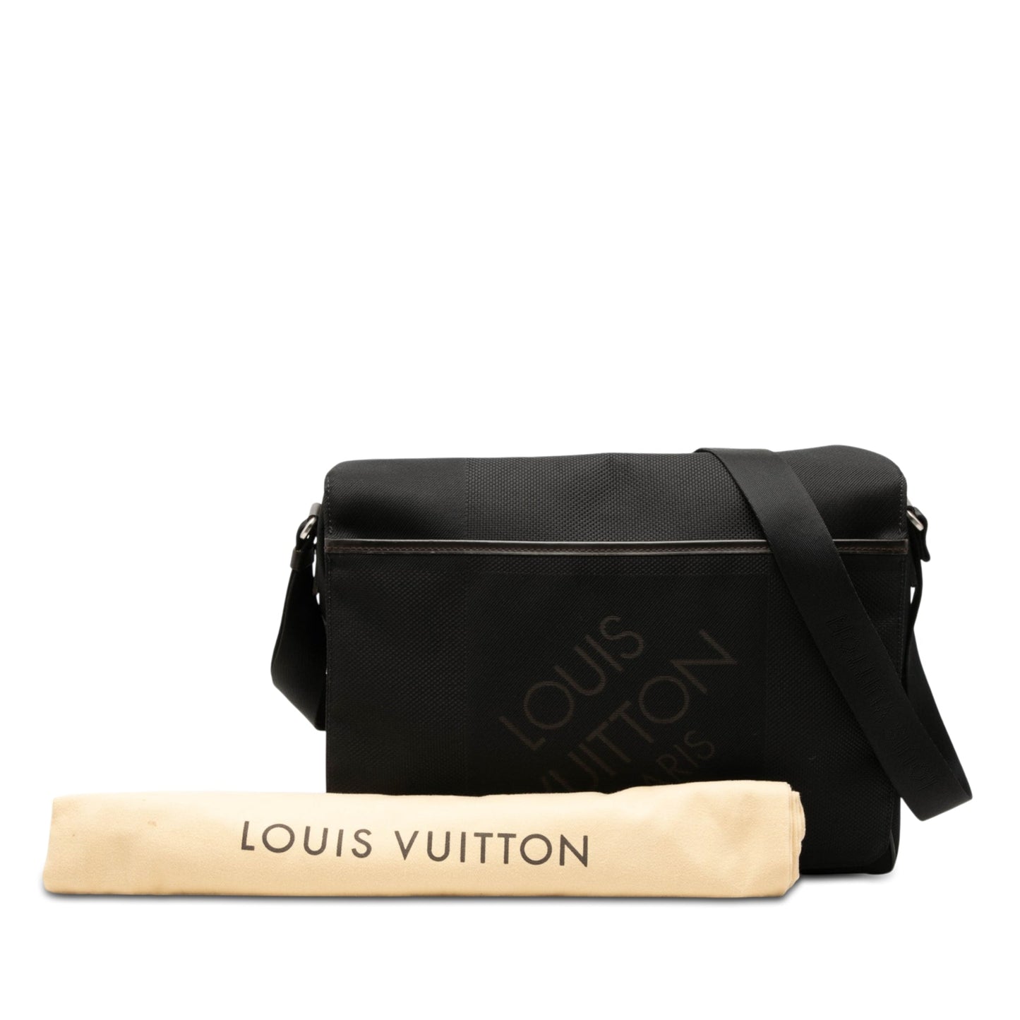 Louis Vuitton Damier Geant Messenger Bag