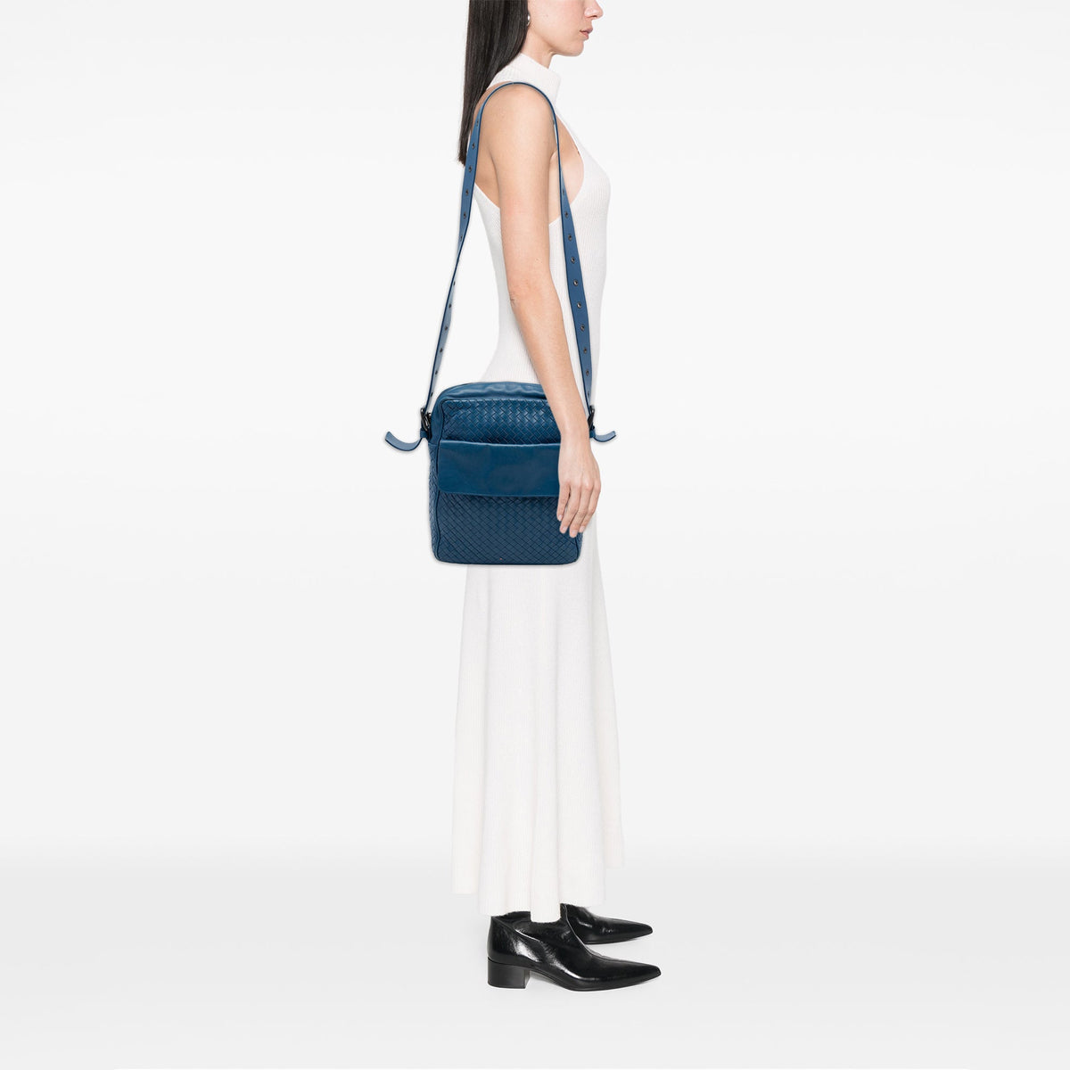Bottega Veneta Nappa Intrecciato Messenger Bag — Blue