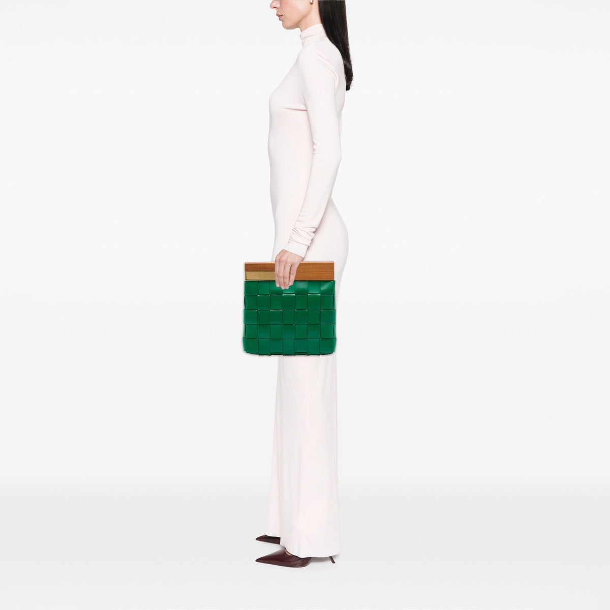 Bottega Veneta Lambskin Maxi Intrecciato The Snap Clutch