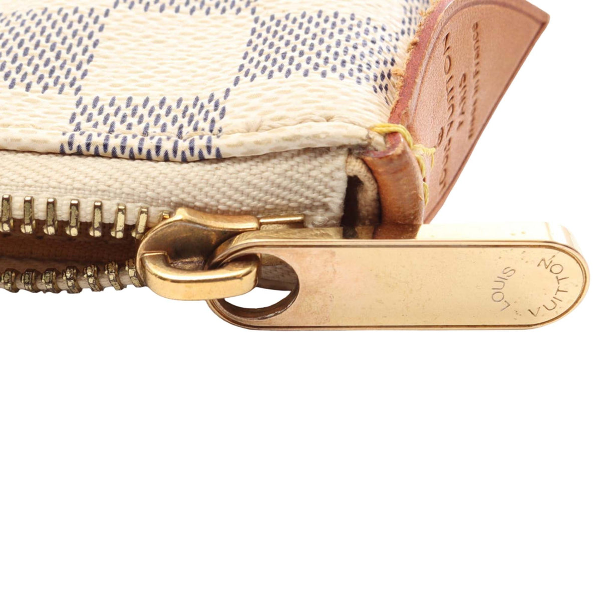 Louis Vuitton Damier Azur Totally PM — White