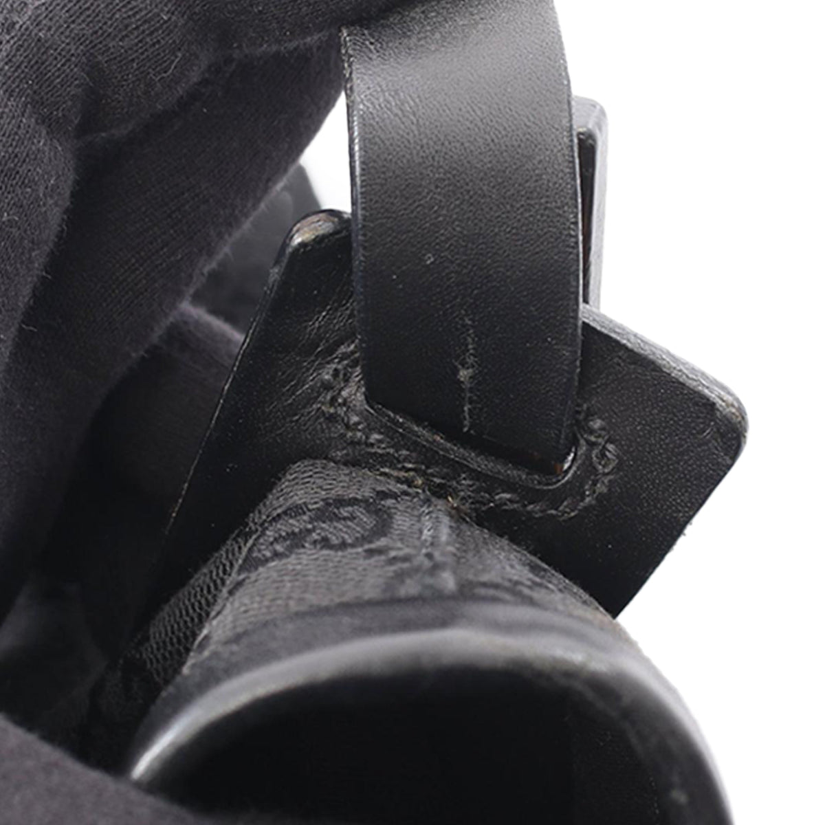 Gucci GG Canvas Shoulder Bag — Black