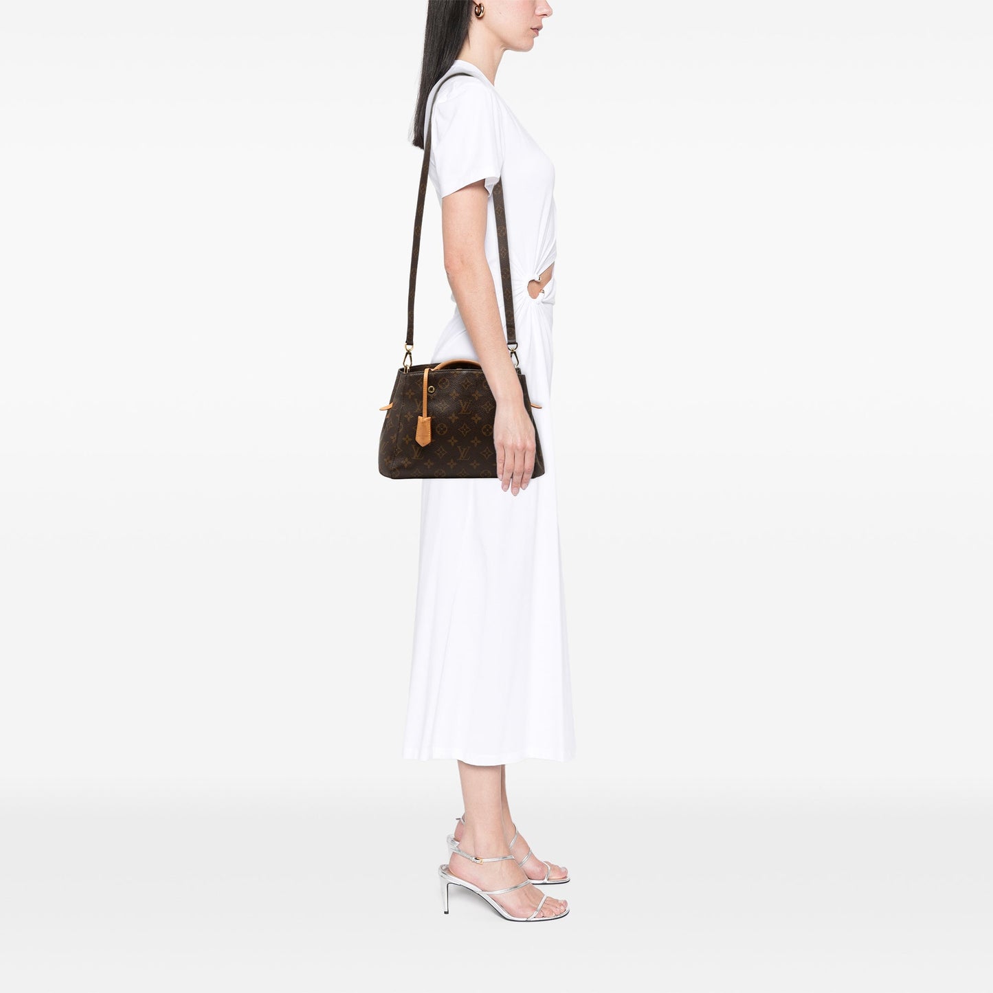 Louis Vuitton Monogram Montaigne BB