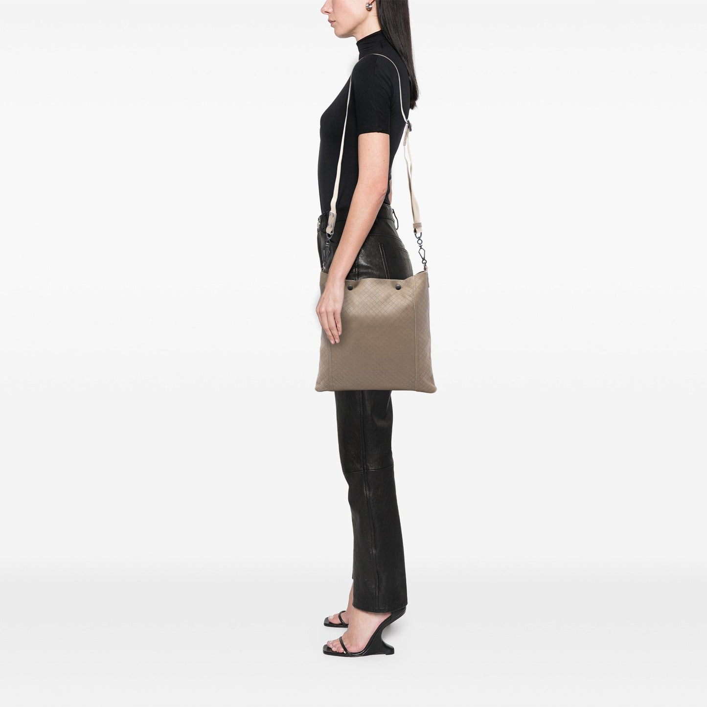 Bottega Veneta Leather Intrecciomirage Crossbody