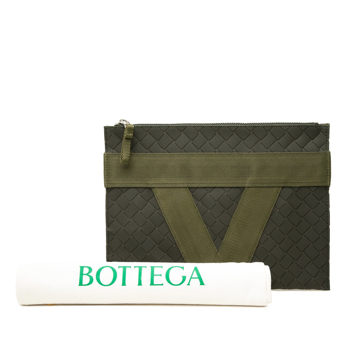 Bottega Veneta Rubber Intreccio Buffer Clutch — Green