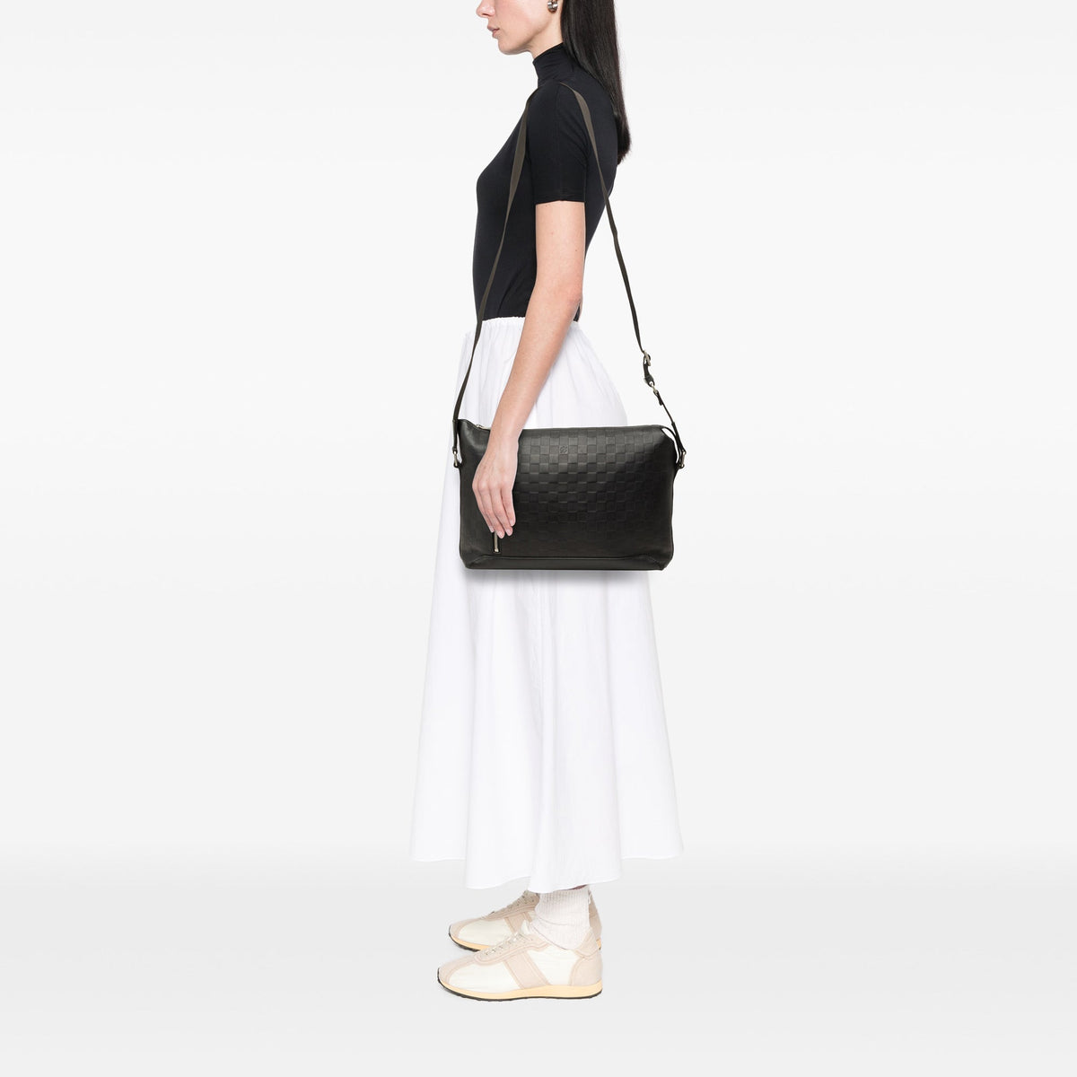 Louis Vuitton Damier Infini Discovery Messenger MM