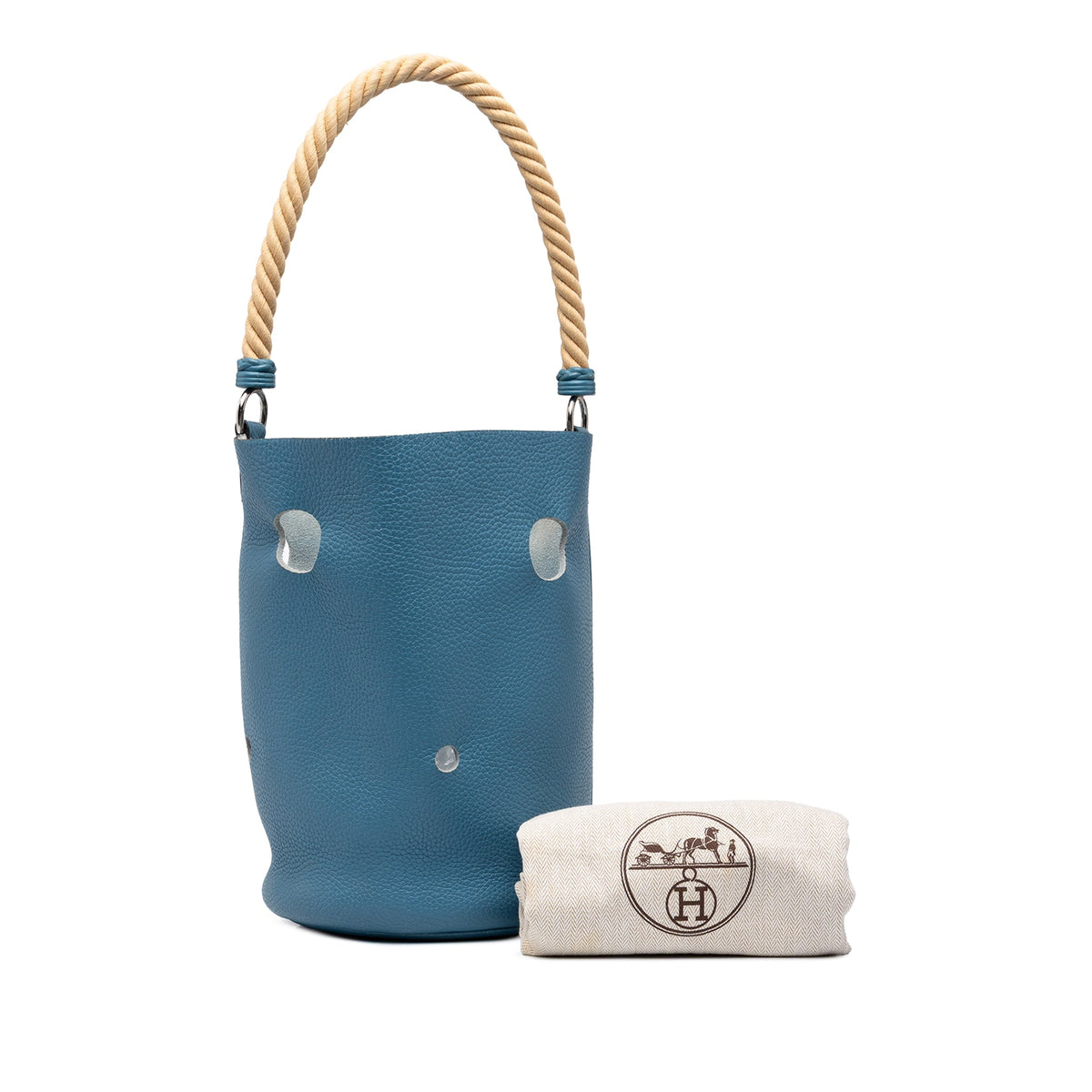 Hermès Clemence Mangeoire Bucket PM — Blue