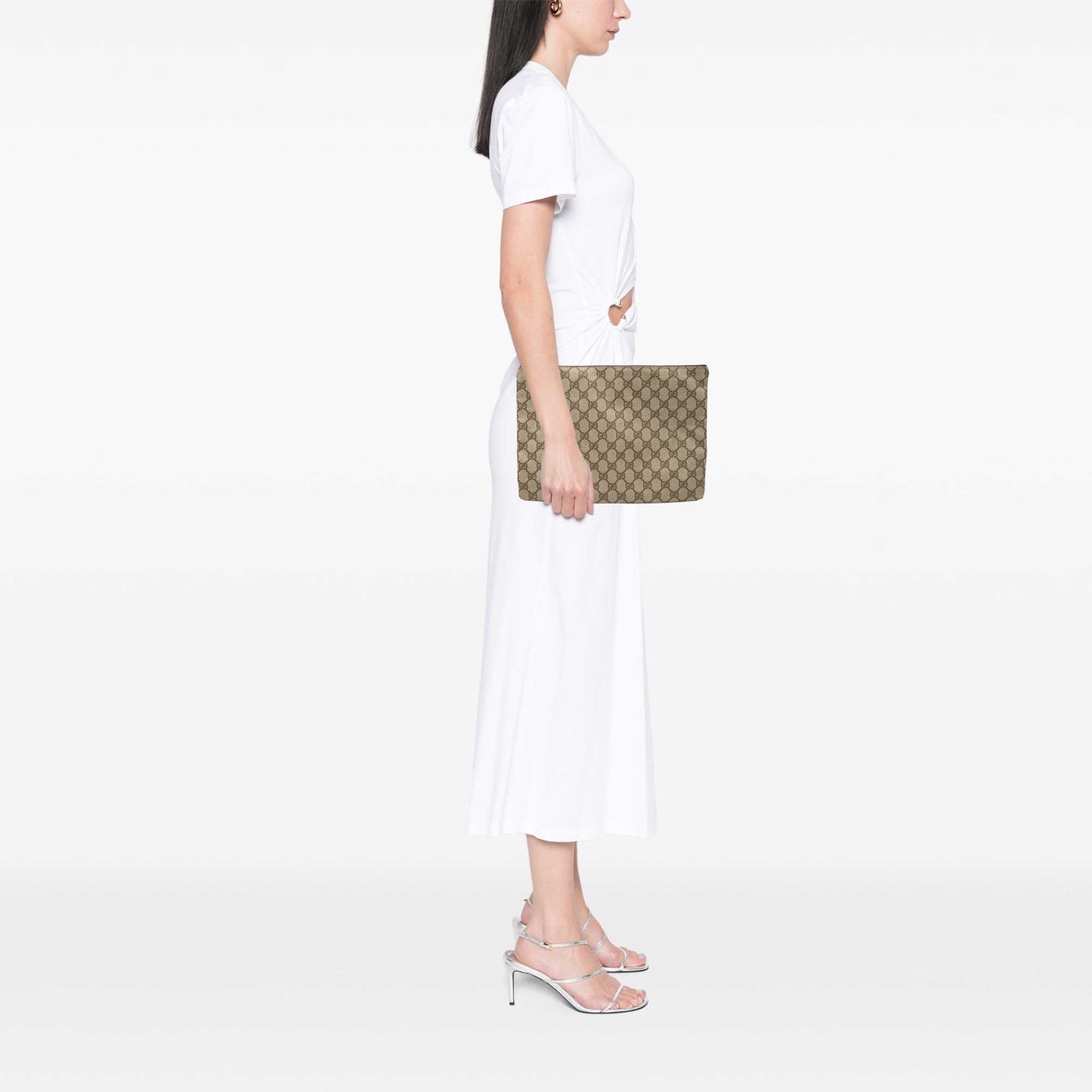 Gucci GG Supreme Clutch