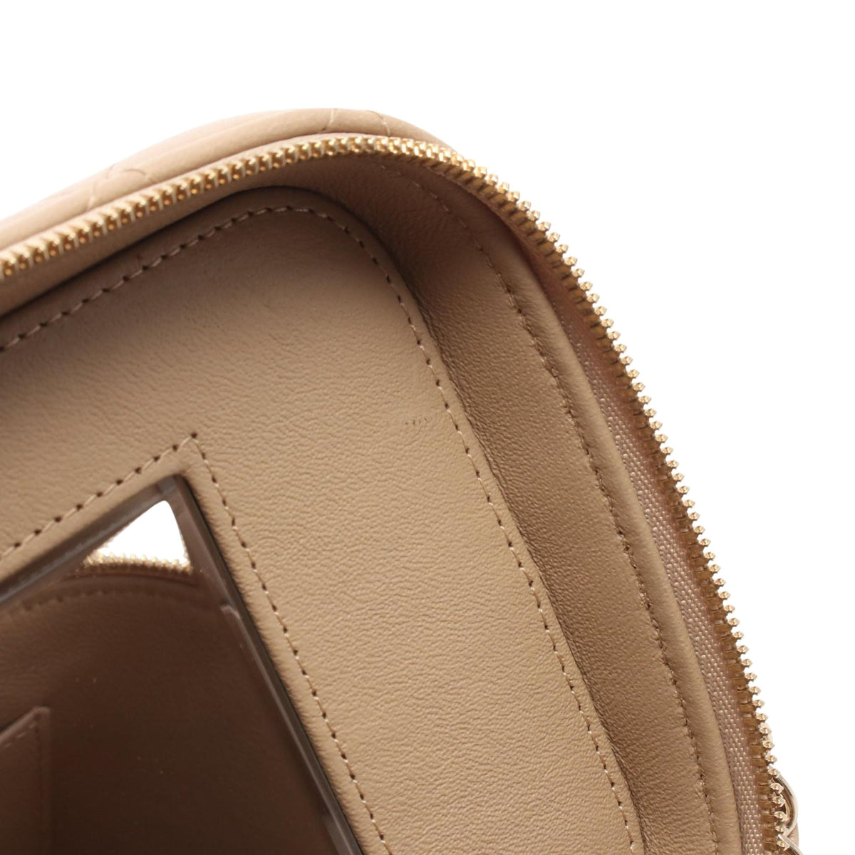 Chanel CC Quilted Lambskin Top Handle Vanity with Chain — Beige