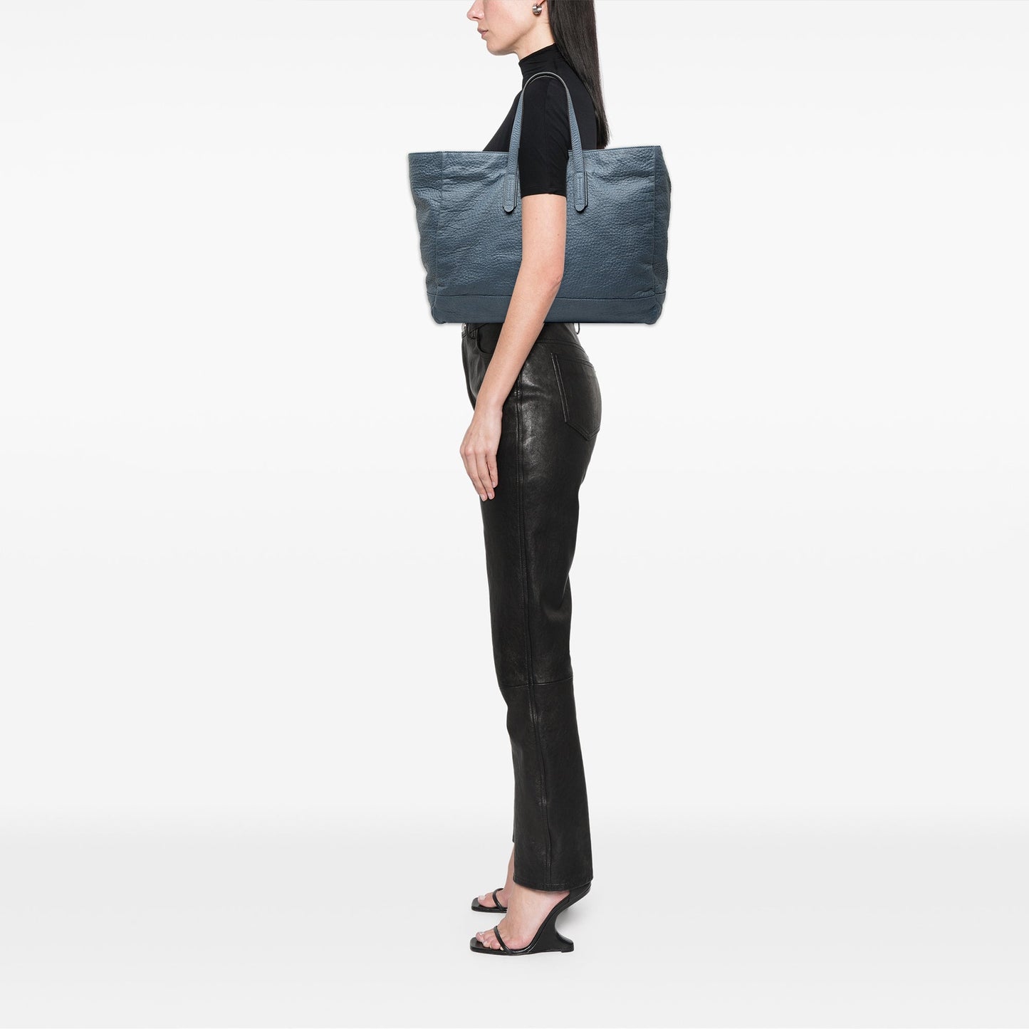 Gucci Large Grained Leather Tote