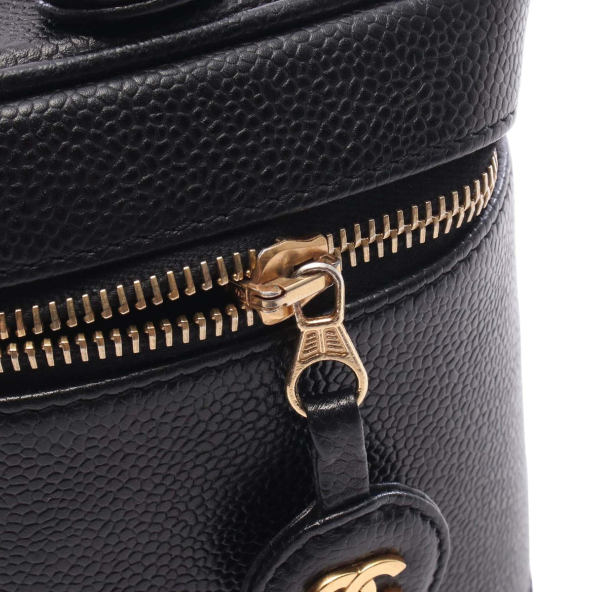 Chanel CC Caviar Vanity Case — Black