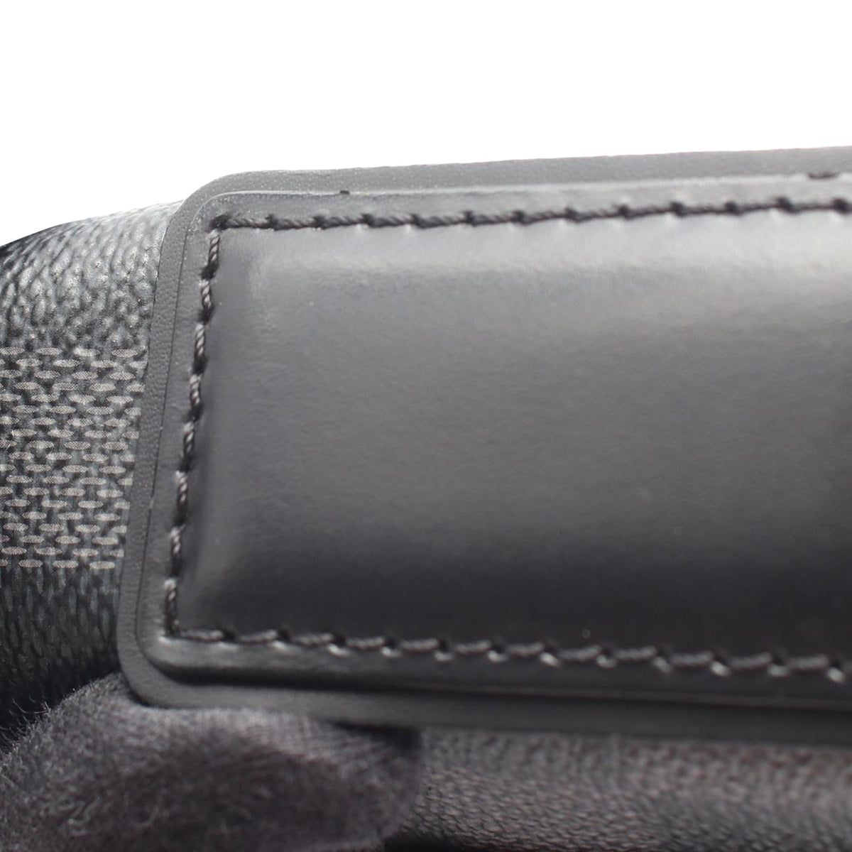 Louis Vuitton Damier Graphite District GM