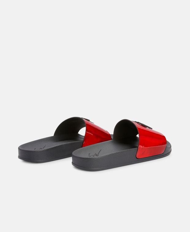 Giuseppe Zanotti Slides
