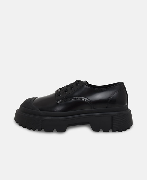 Hogan Derbys