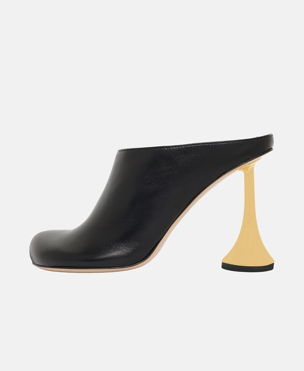 Coperni Mules Orchestra