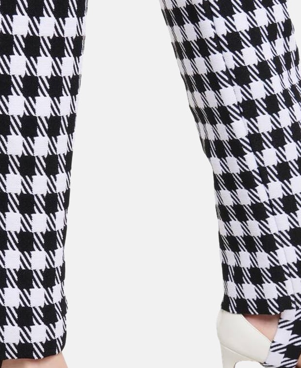 Alaia Casual trousers Caviar Black