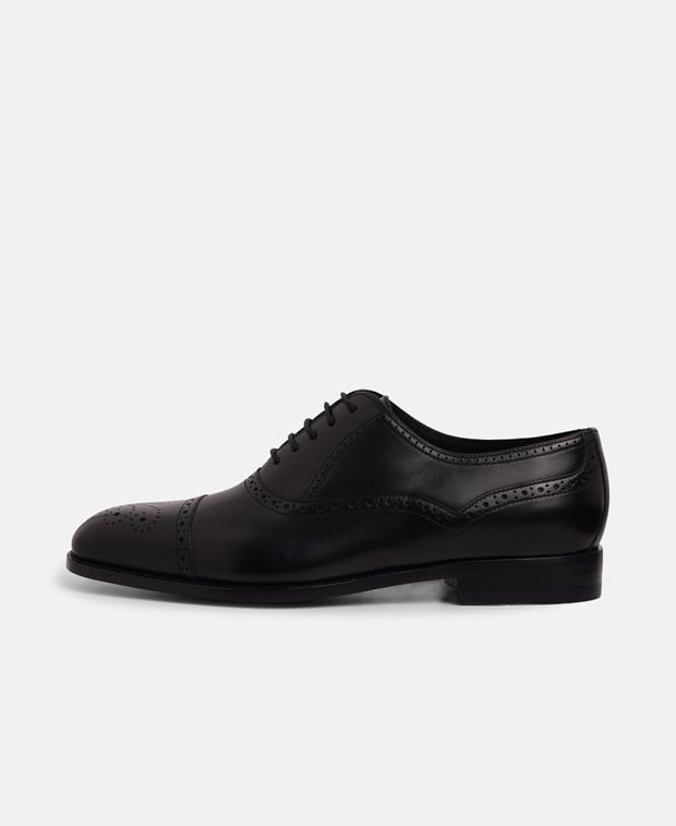 Manolo Blahnik Witney Oxfords Black
