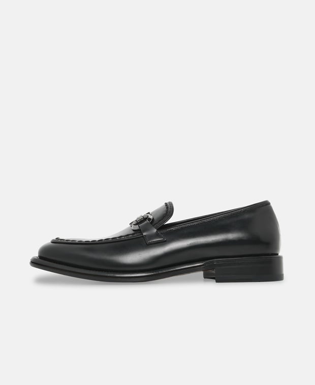 Salvatore Ferragamo Memphis Loafers Black