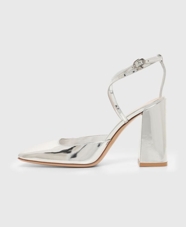 Gianvito Rossi Ankle strap pump