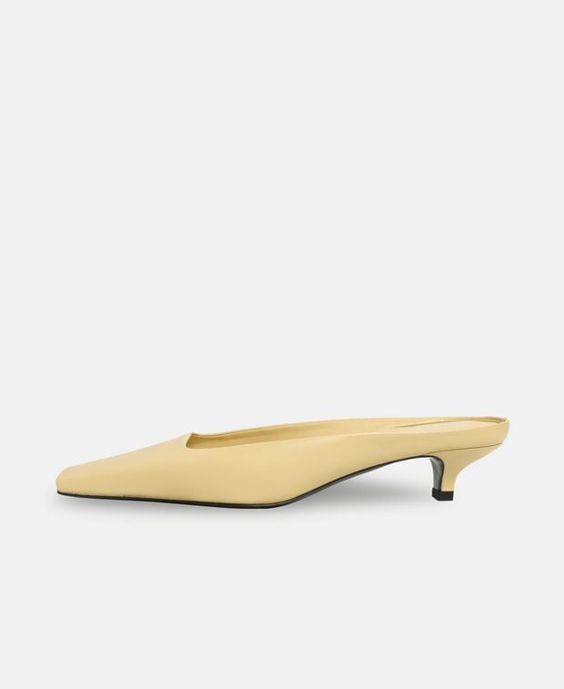 Toteme Mules