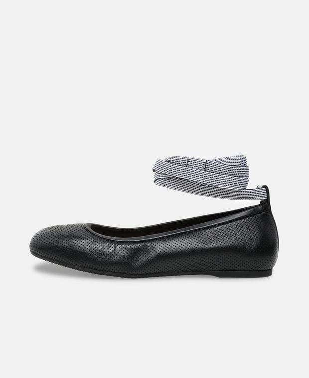 Dior Ballerina with calf lacing D-Journey