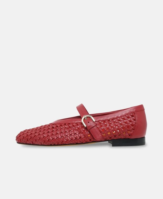 Doucal's Mary janes Luna