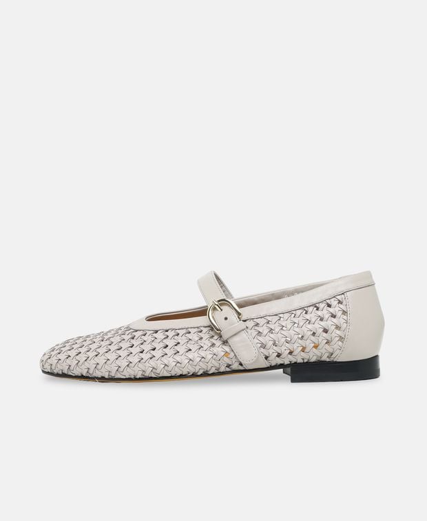 Doucal's Mary janes Luna