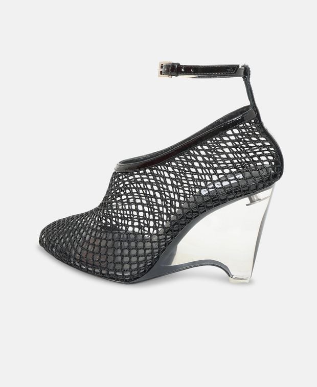 Alaia Wedge pumps