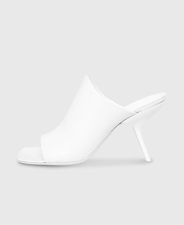 Salvatore Ferragamo Mules Era 85