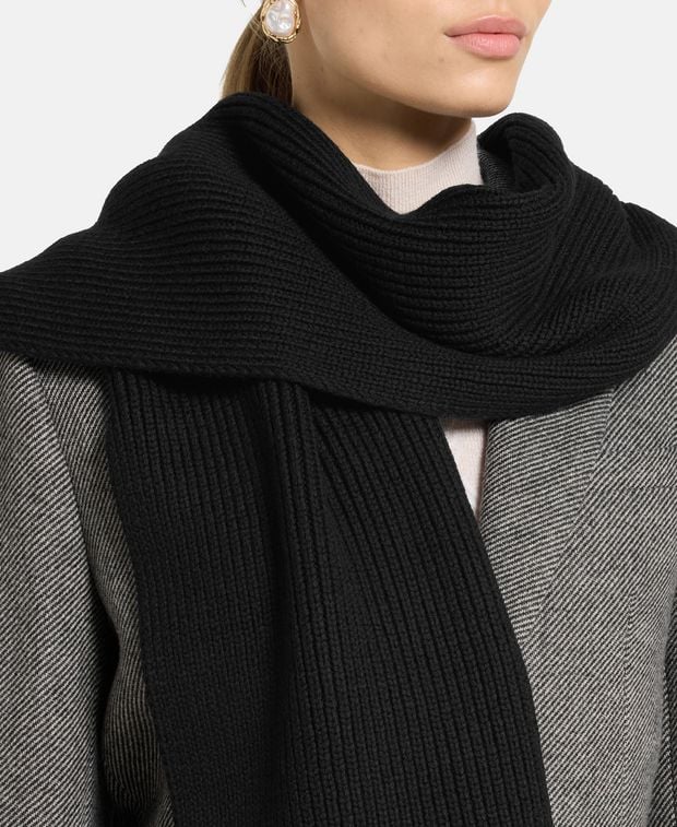 Givenchy Wool scarf