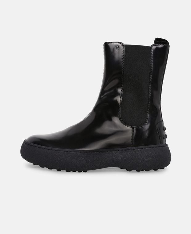 Tod's Chelsea boots