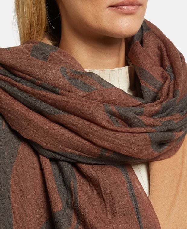 Brunello Cucinelli Cashmere scarf