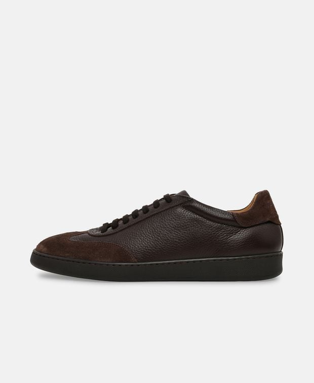 Stuart Weitzman Sneakers Banner
