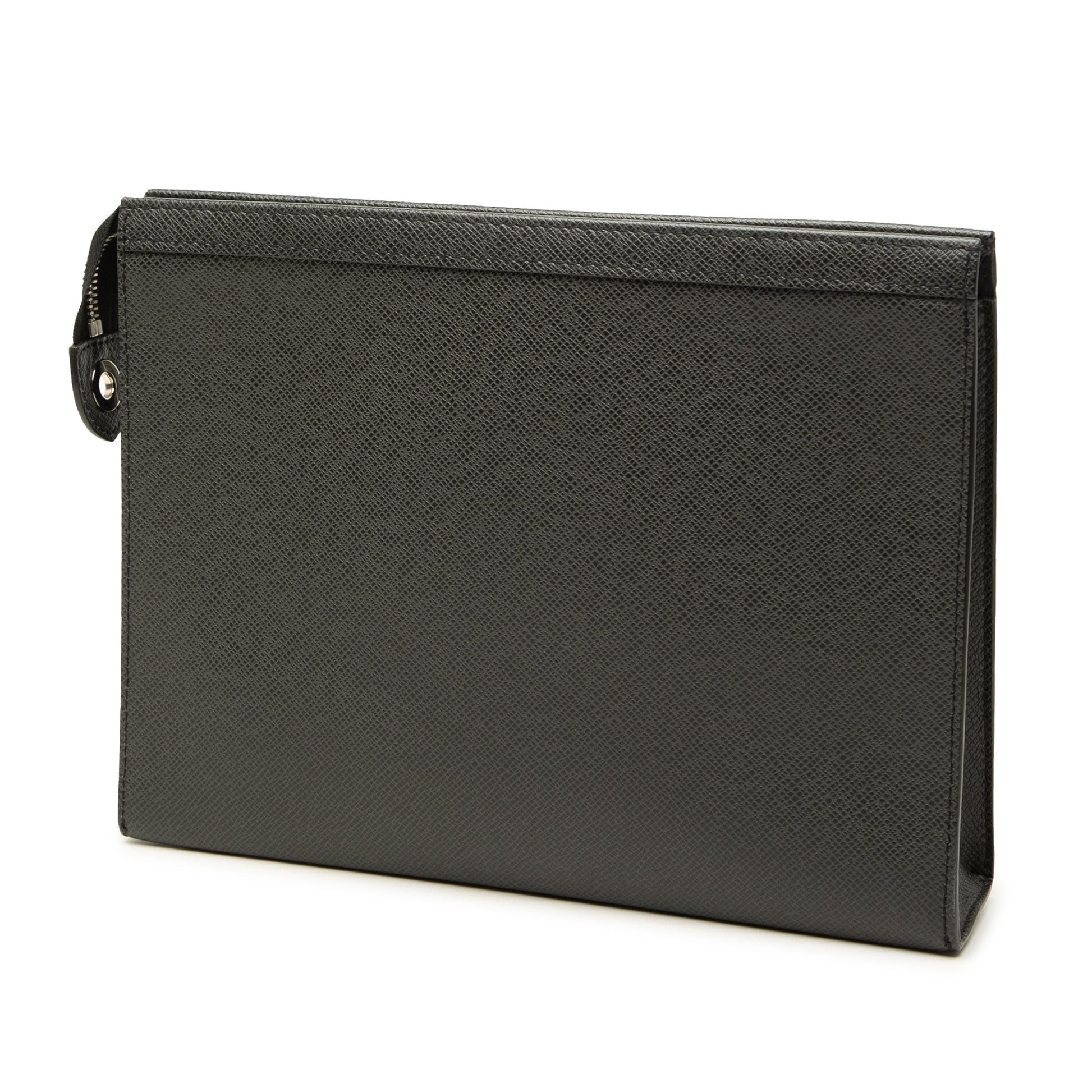 Louis Vuitton Taiga Pochette Voyage MM