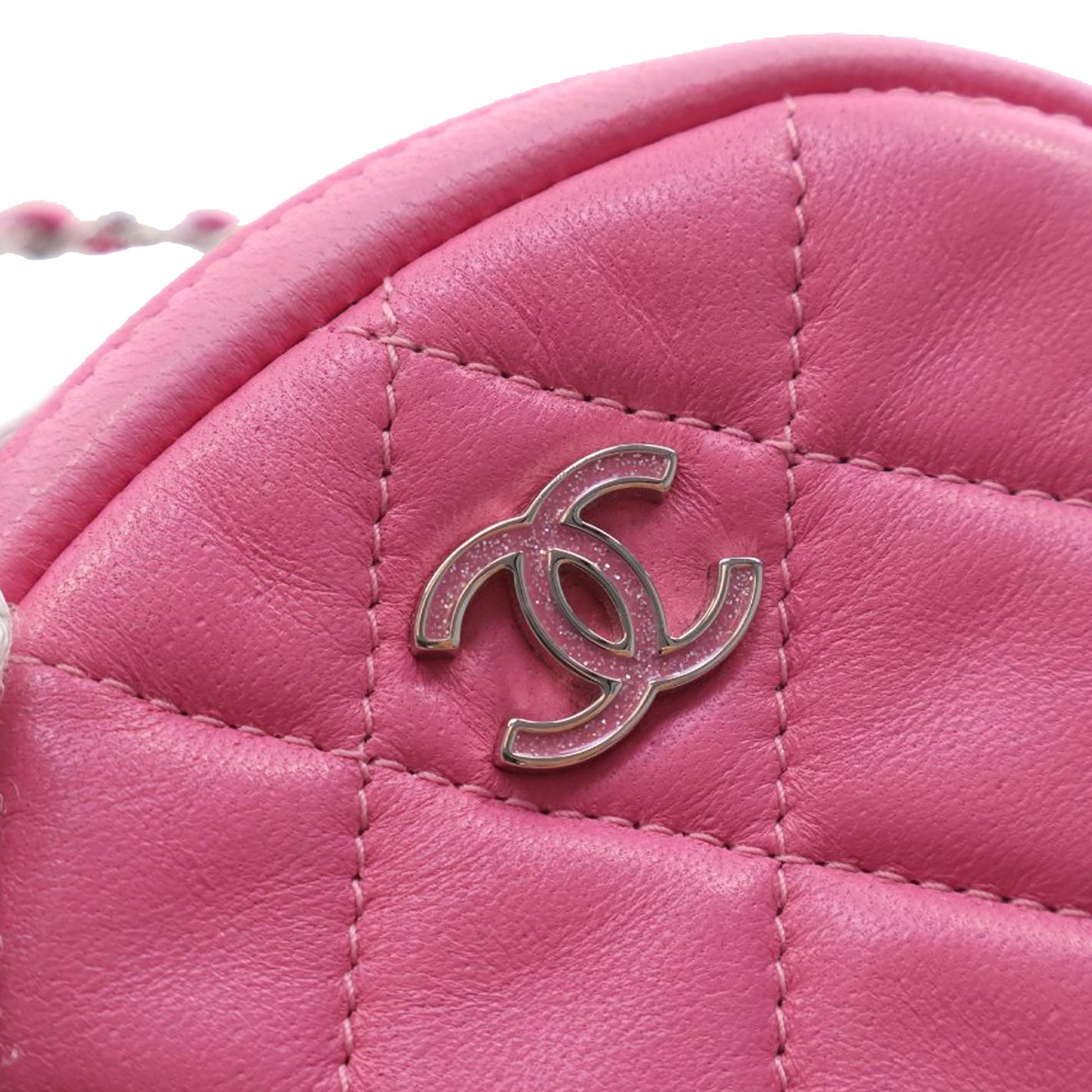 Chanel CC Quilted Lambskin Zip Around Coin Pouch with Chain