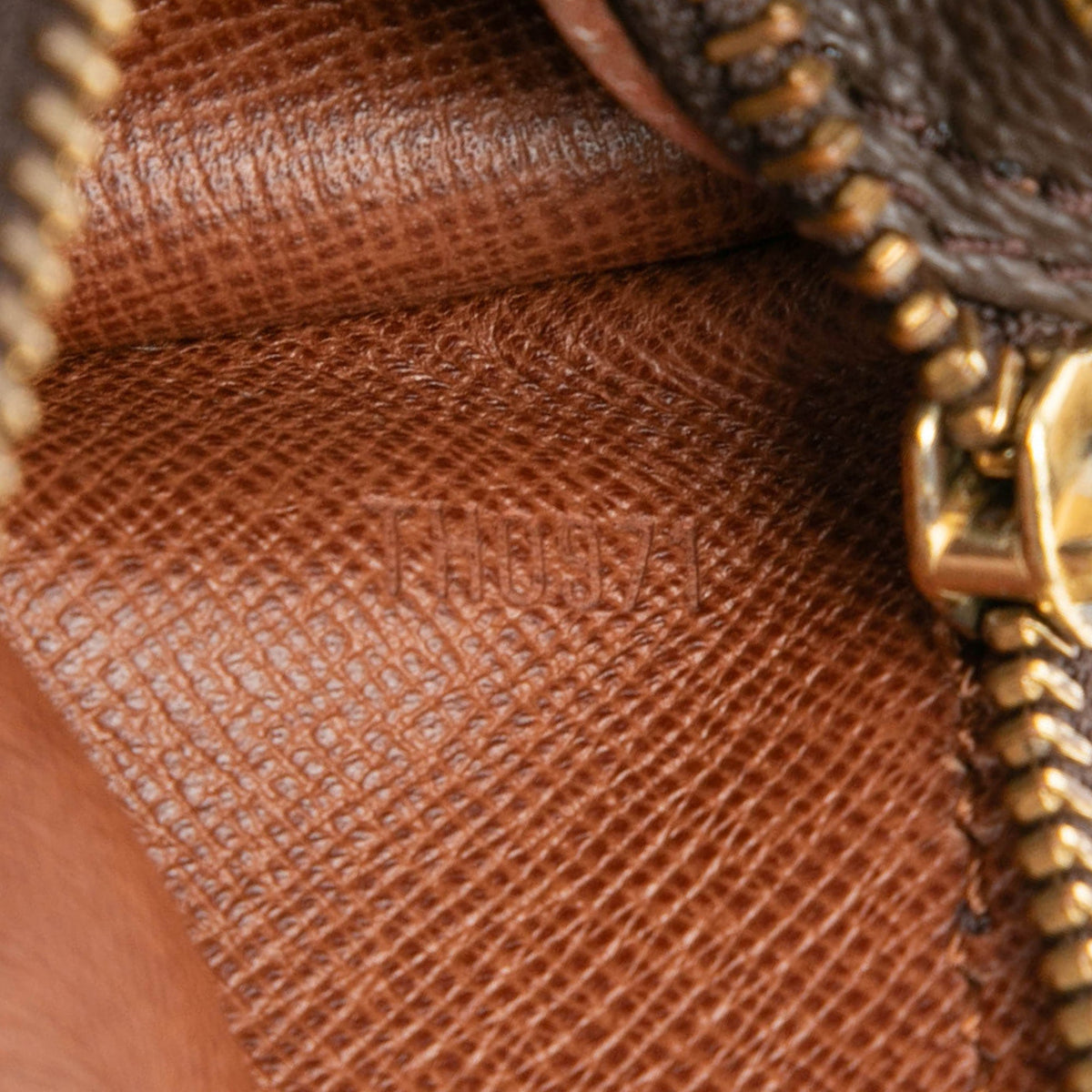 Louis Vuitton Monogram Papillon 30