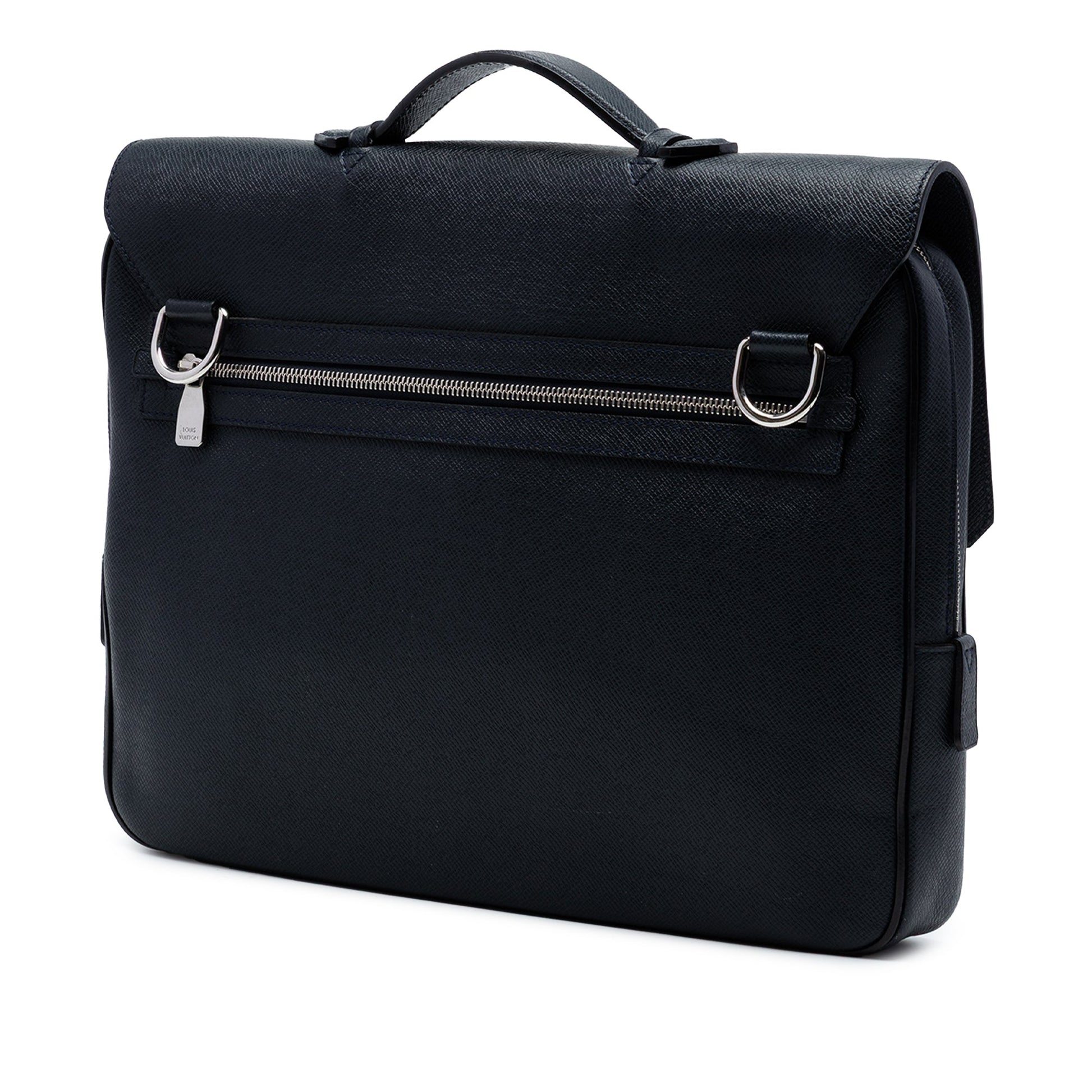Louis Vuitton Taiga Vassili PM