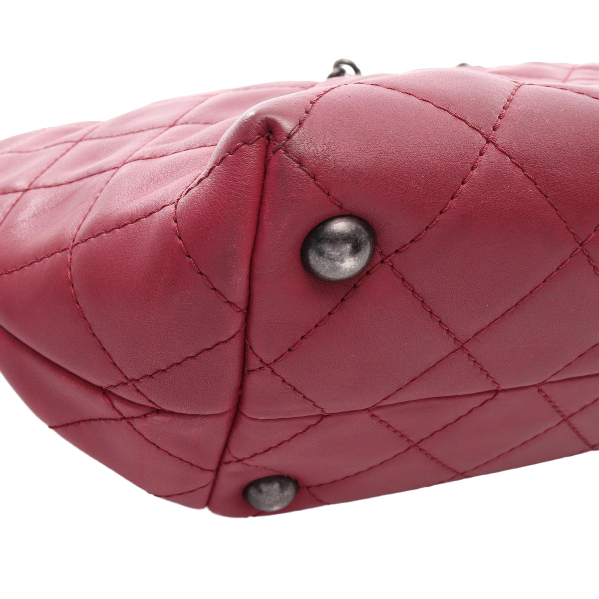 Chanel Quilted Iridescent Calfskin Shopping in Chains Tote — Pink