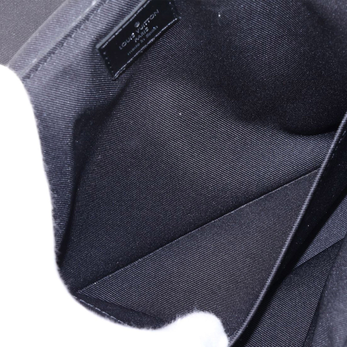 Louis Vuitton Monogram Eclipse District PM