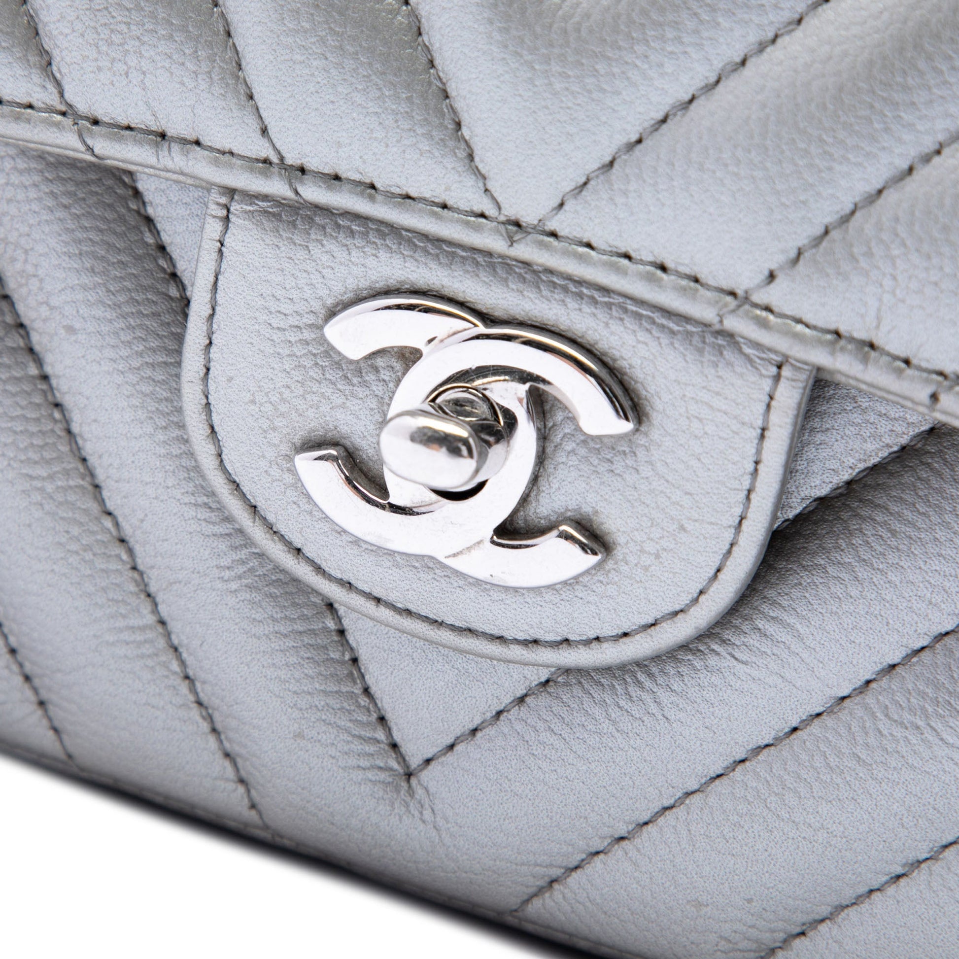 Chanel Medium Classic Chevron Metallic Caviar Double Flap