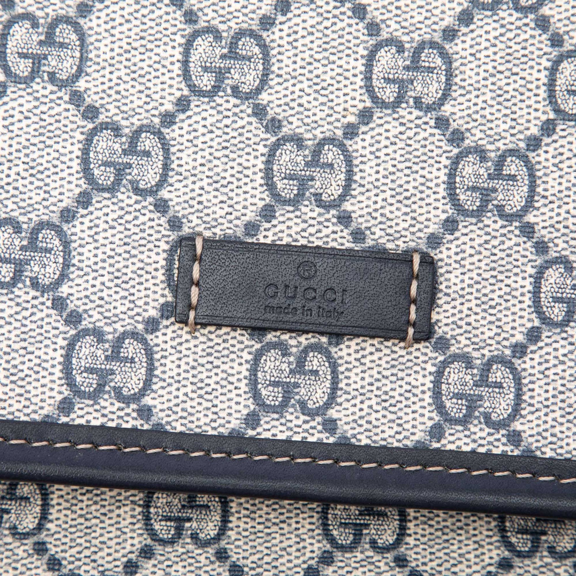 Gucci GG Supreme Crossbody